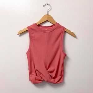 Simons i.FIV5 Twist Front Crop Top